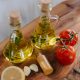 Aceite de oliva, tomates y limón, ingredientes de la dieta mediterránea